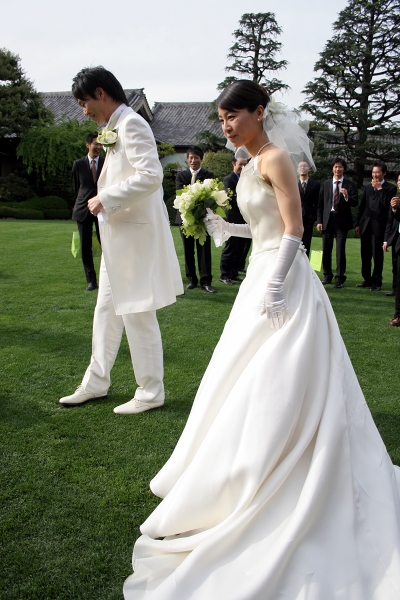 明治記念館での結婚式、ウェディングドレス