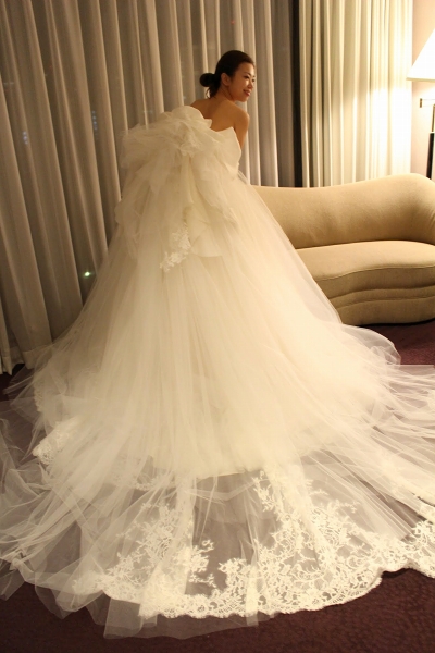 ホテルニューオータニでの結婚式のウェディングドレス